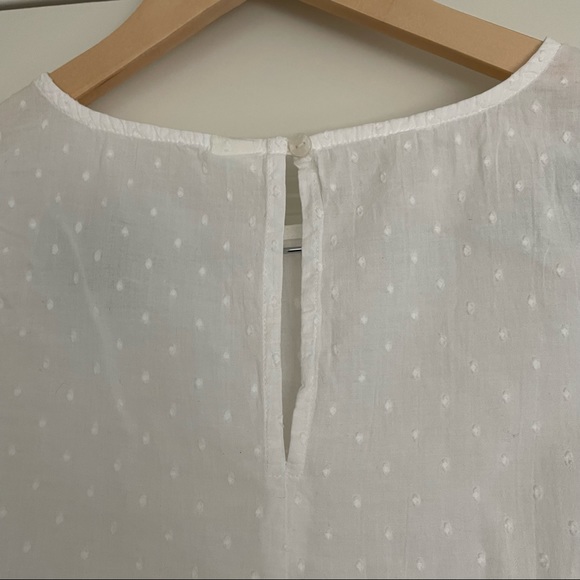 Old Navy embroidered peplum top in whipped cream color size M - Picture 6 of 6